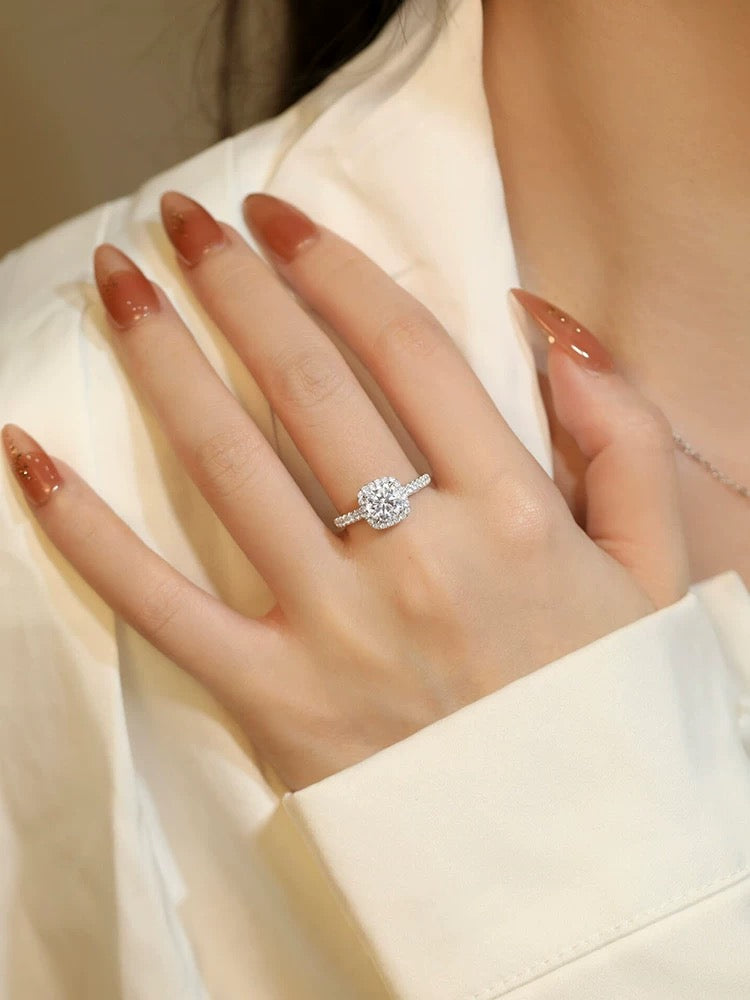 CUSHION CUT HALO ENGAGEMENT RING (2 Carat)