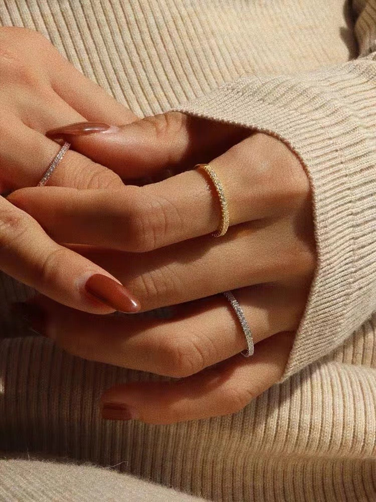 MOISSANITE ETERNITY BAND (2mm)