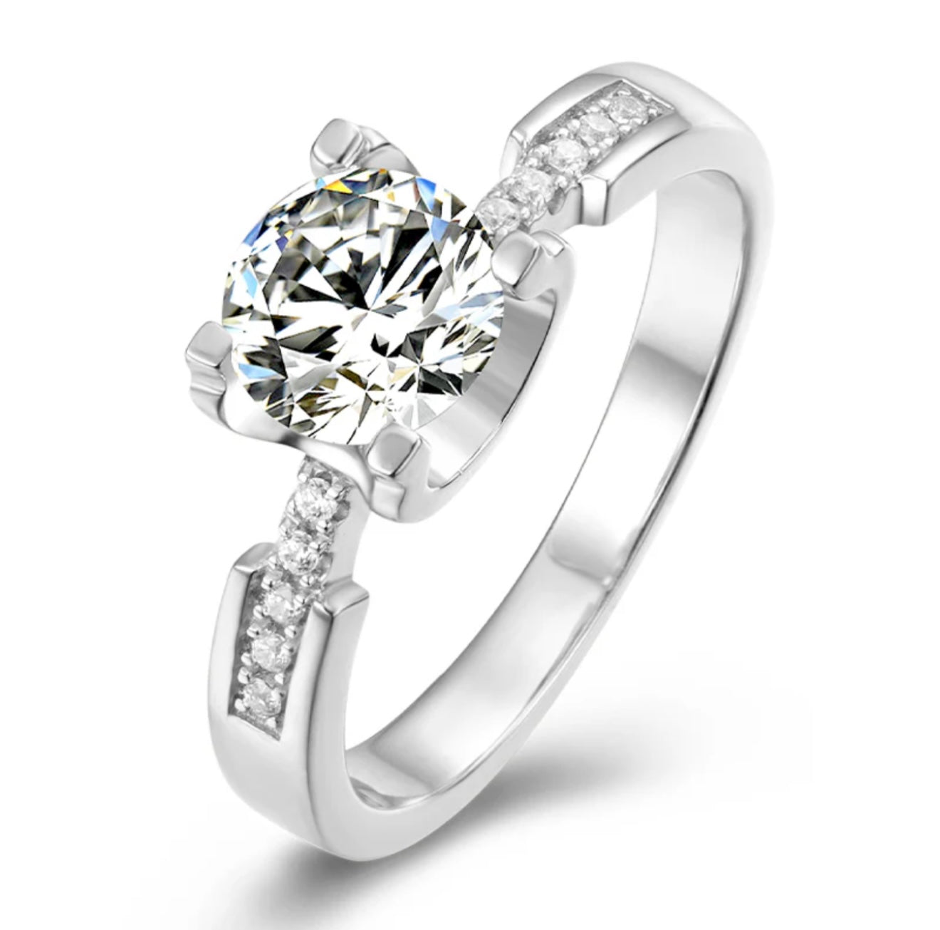 CLASSIC ROUND CUT MOISSANITE ENGAGEMENT RING (0.5 Carat)