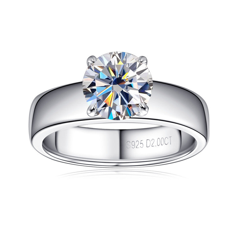 4-PRONG CLASSIC ROUND CUT SOLITAIRE MOISSANITE ENGAGEMENT RING (2 Carat)