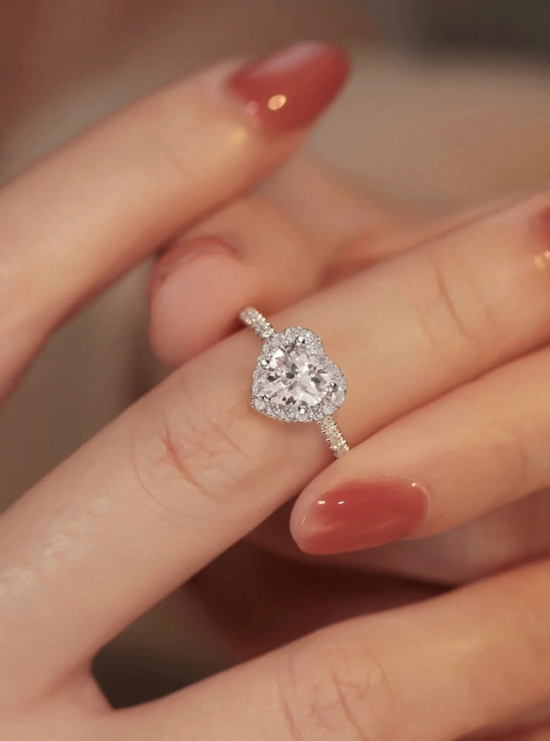HEART CUT HALO MOISSANITE ENGAGEMENT RING (1 Carat)