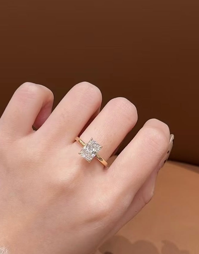 RADIANT CUT SOLITAIRE MOISSANITE ENGAGEMENT RING