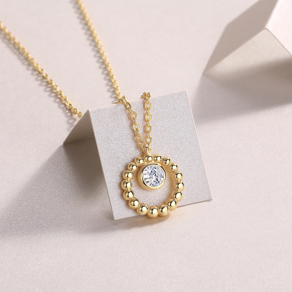The Finn Necklace (0.5 Carat)