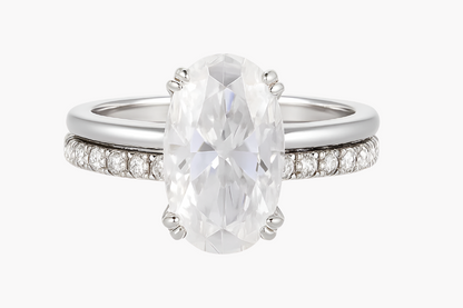 OVAL CUT MOISSANITE CLUSTER ENGAGEMENT RING SET (4 Carat)