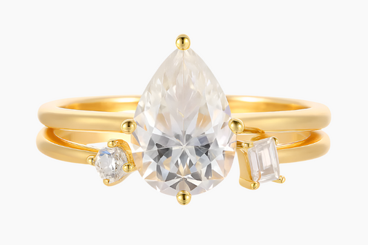 PEAR CUT MOISSANITE CLUSTER ENGAGEMENT RING SET (2 Carat)