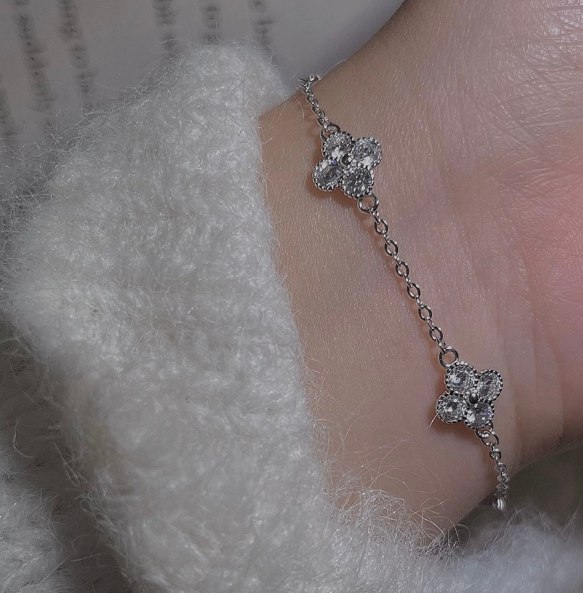 The Clover Bracelet