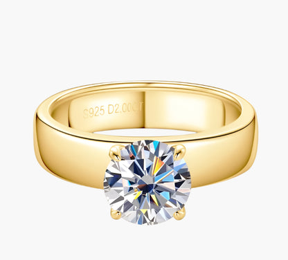 4-PRONG CLASSIC ROUND CUT SOLITAIRE MOISSANITE ENGAGEMENT RING (2 Carat)