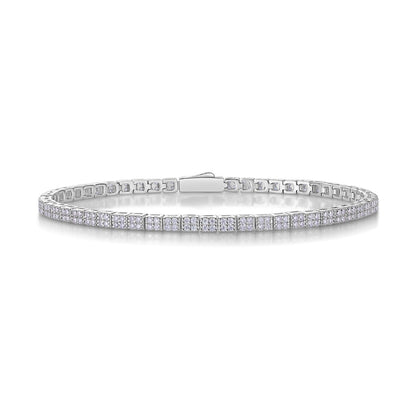 The Lively Moissanite Tennis Bracelet (2.5mm)