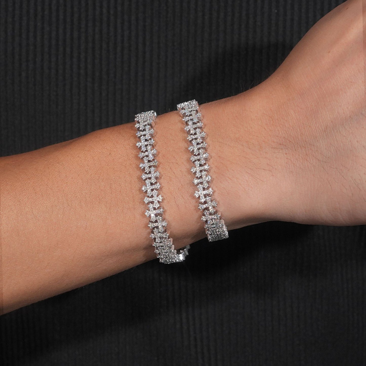 The Cross Moissanite Bracelet (8.5mm)