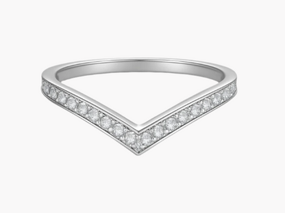 MOISSANITE V BAND