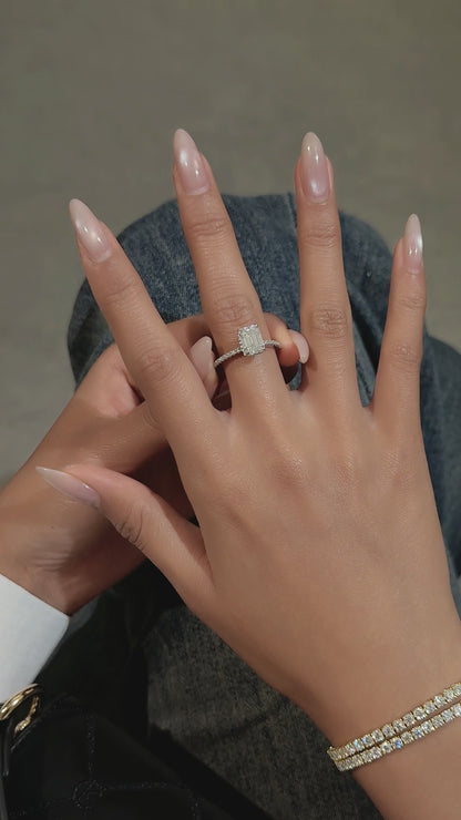 EMERALD CUT SOLITAIRE MOISSANITE ENGAGEMENT RING (2 Carat)